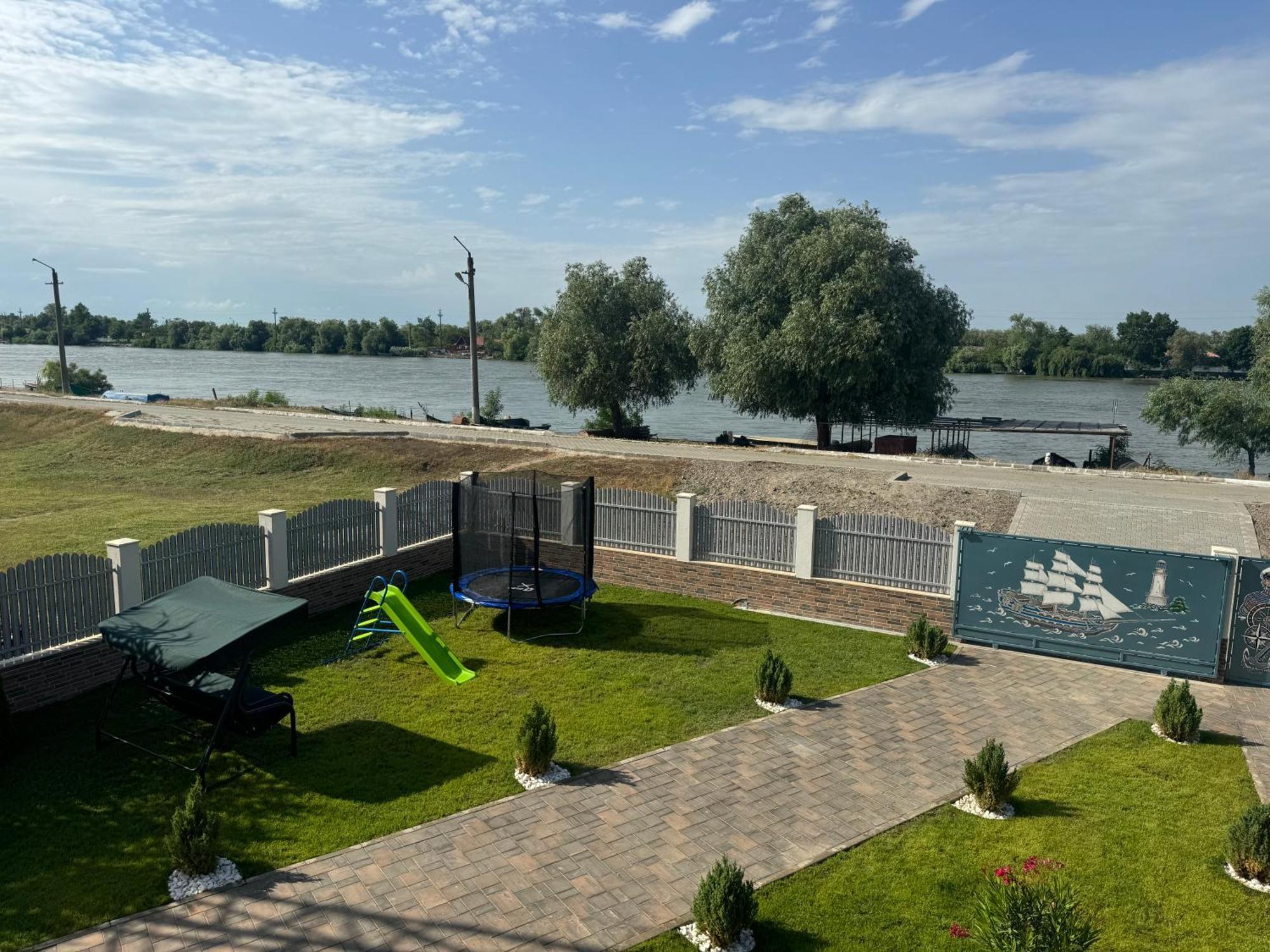 Готель Casa Cristal Суліна Екстер'єр фото